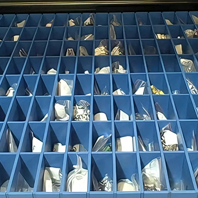 Scatola di ricambio speciale per fogli vuoti per ricambi auto